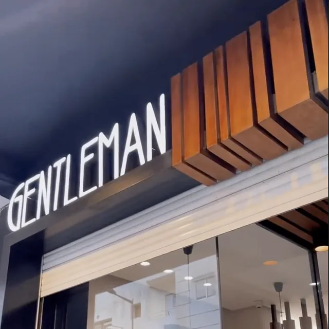 Devanture du salon Gentleman Coiffure à Agdal